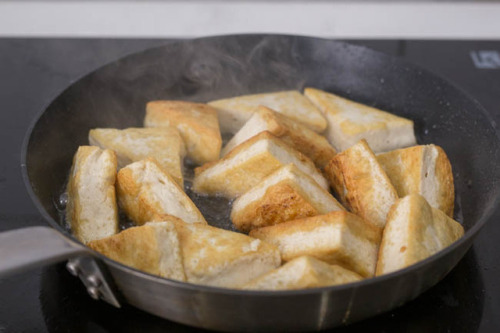 foodffs:Pan-fried Tofu with Black Bean SauceFollow for recipesIs this how you roll?