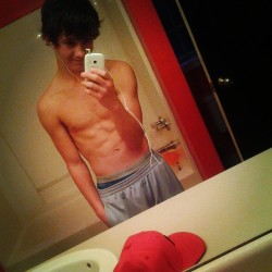 teenage-boys:  hottigboyzz:  @michael_reese33