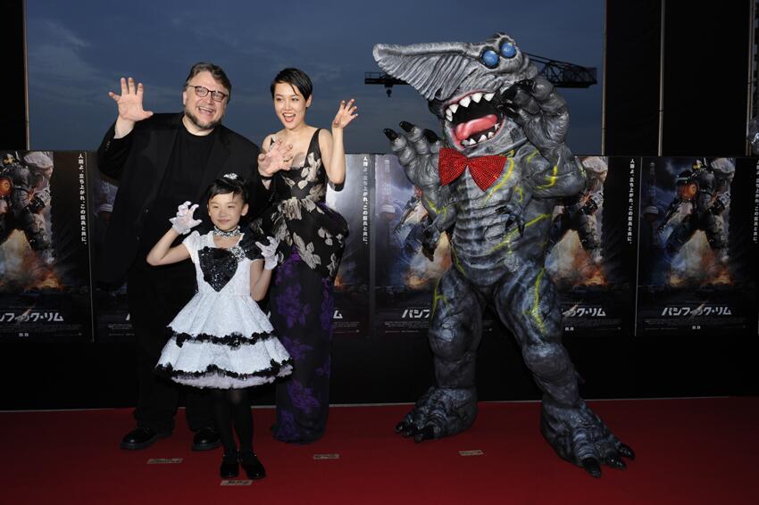kaijucast:  s0lid:  Knifehead, Guillermo Del Toro, Hideo Kojima, Rinko Kikuchi, Mana