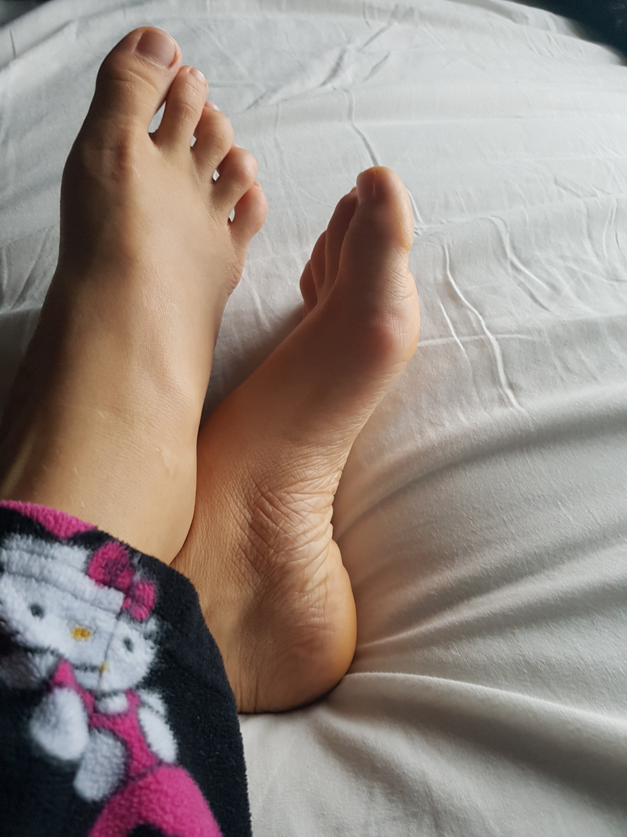 rosebody:  Hello Kitty Sunday