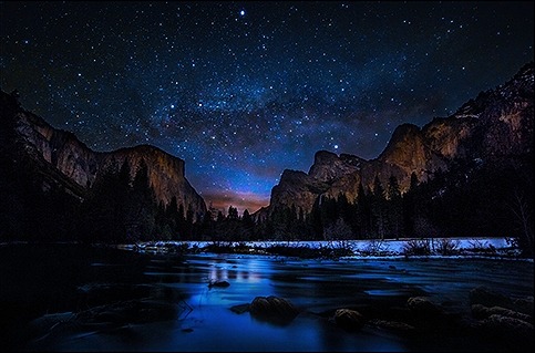 skypriide:   Milky Way at Dawn in Yosemite Valley By Gregg L Cooper          