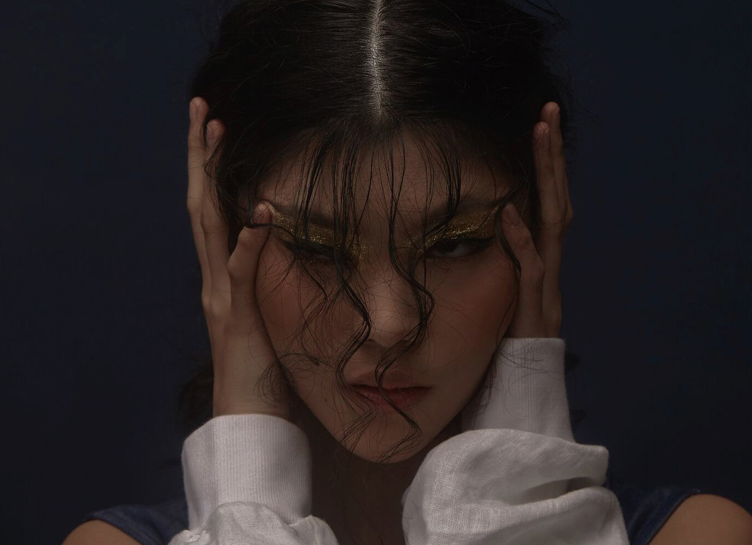 driflloon:   judith ayu by chelle chan  