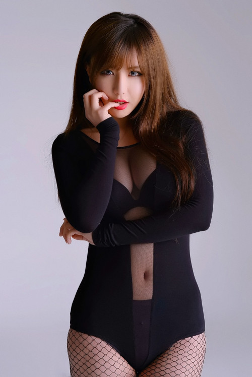 gravure-glamour:  Ryu Ji Hye 