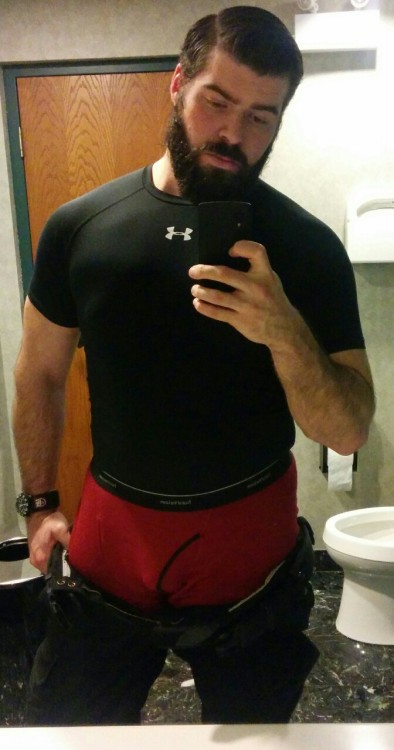 love-and-bdsm:  Oh thank you Lord Jesus for thick pretty men in boxer briefs.   Oh my