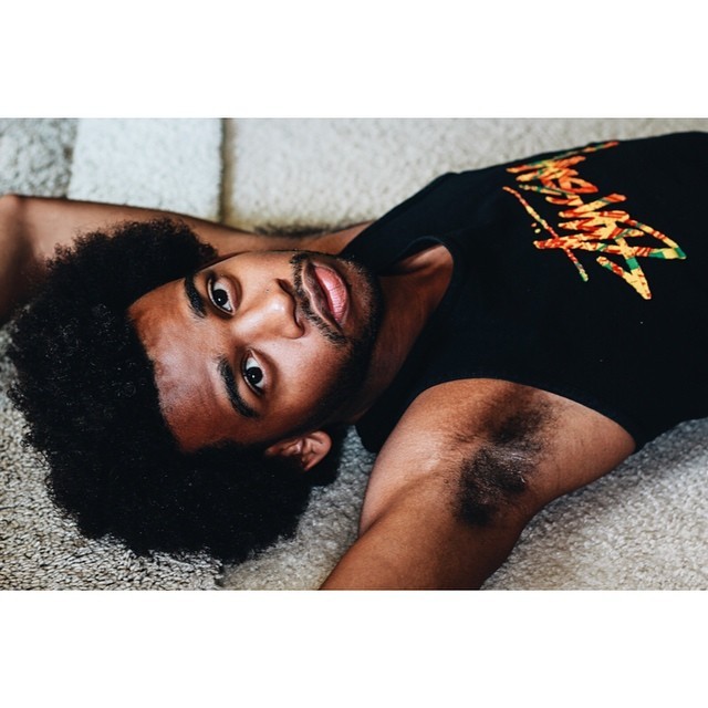 peakedinterests:  I’m my #MCM cause my pits powder fresh. 😎 