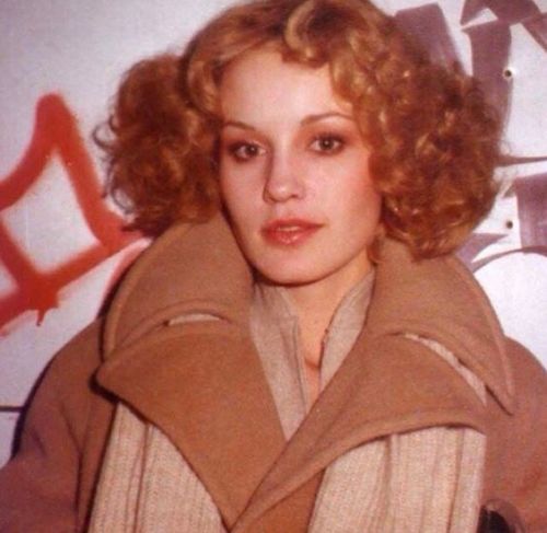 the-retro-hoe:Jessica Lange in the early 70s