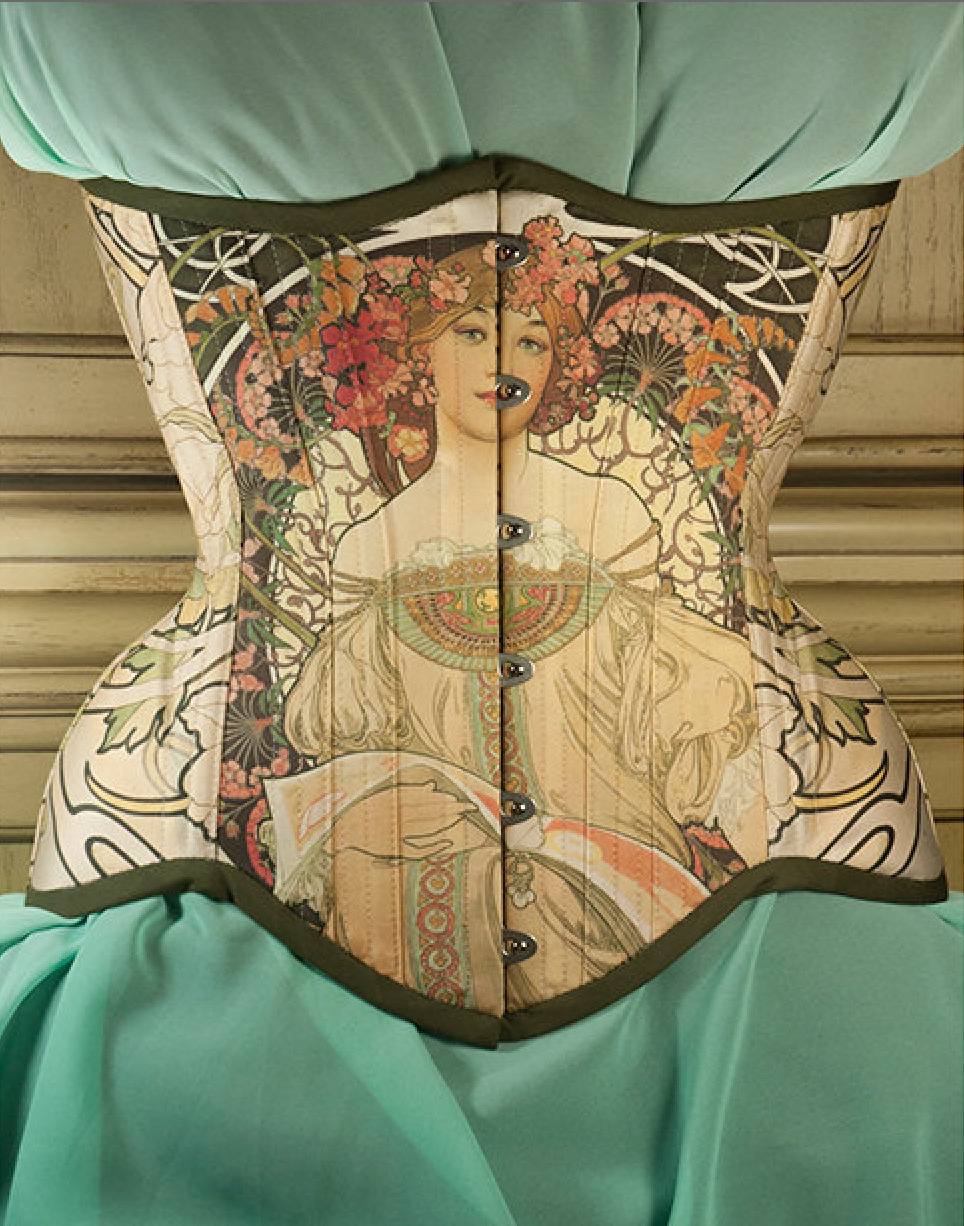 thelingerieaddict:  Retrofolie Corsets