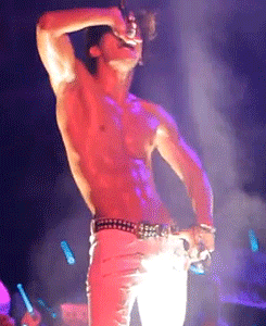 shinee-mania:  Jonghyun kills me, moment 25 of ∞ © 