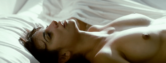 celebritynudegif:  Penelope Cruz - Broken Embraces