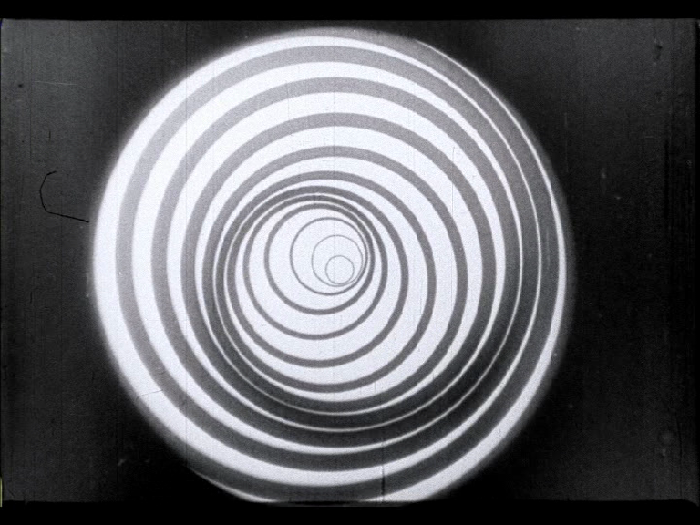 crumbargento:  Anémic Cinéma - Marcel Duchamp - 1925 (8min) 