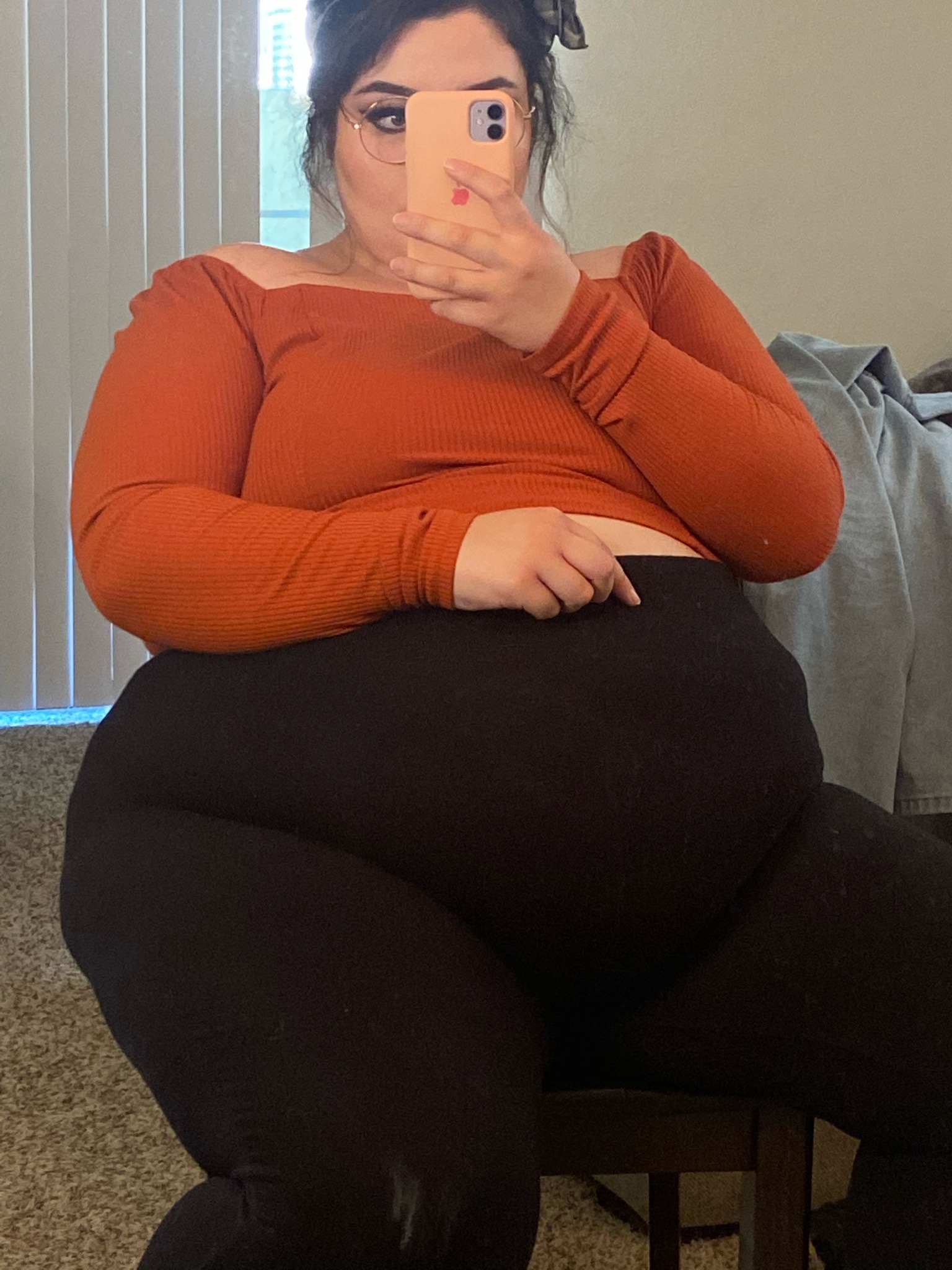 sweetpeaches4405-deactivated202:Is anyone there?? It’s been a while since I’ve posted! I’m going to try to upload more regularly since I finally have free time. Anyone wanna try guessing my weight now? 🐽