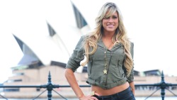 wrestlingnewsco:  Former #WWE Diva to star in her own show on the E! Network:  http://wrestlingnews.co/former-wwe-diva-to-star-in-her-own-show-on-the-e-network/