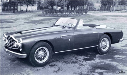 1950sbeautifulyears:  1953 Aston Martin DB2/4 Cabriolet (Bertone) 