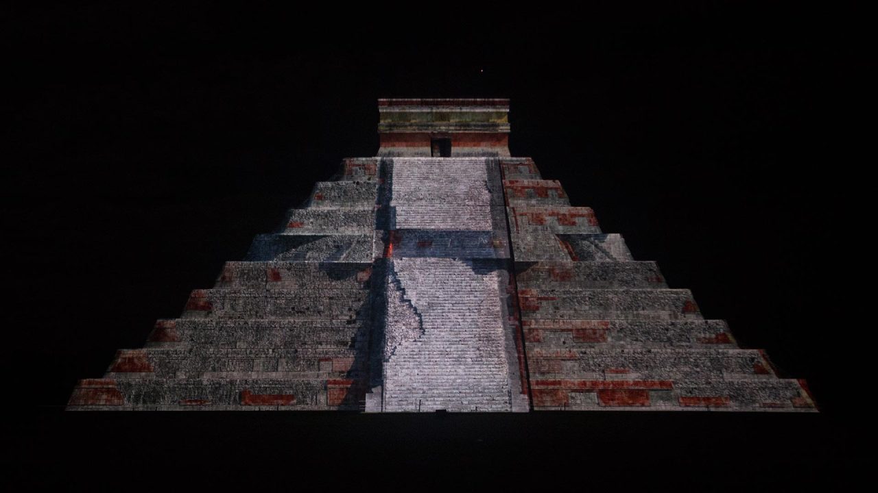 cazadordementes:    “Las Noches de Kukulcán” en Chichén Itzá, Yucatán. Patrimonio