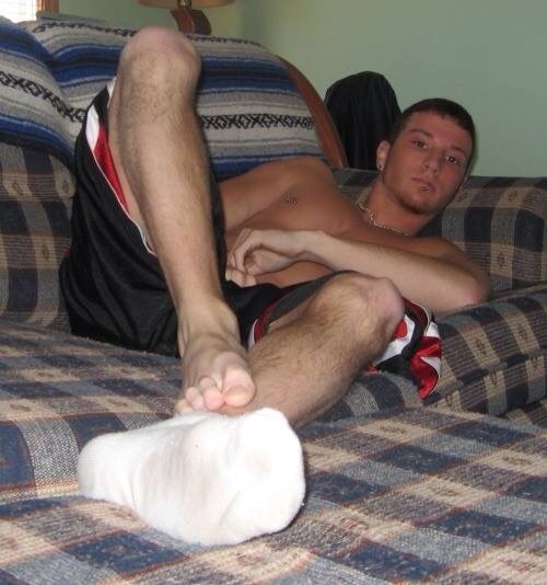 Welcome to All Things Male Feet