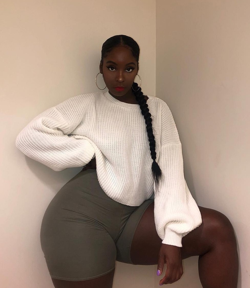 kingjazziedad:  DeliciouslySexy. DarkSkinned. BootiDelicious MamiMs TrueMahogany