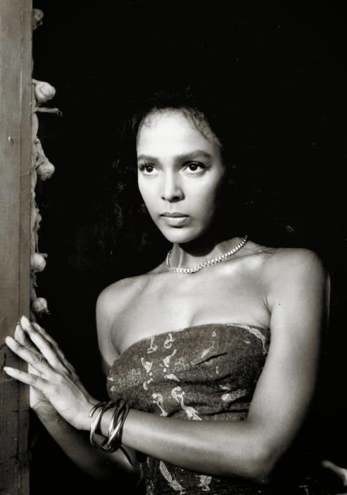 olivethomas:    Dorothy Dandridge in Tamango, 1958    