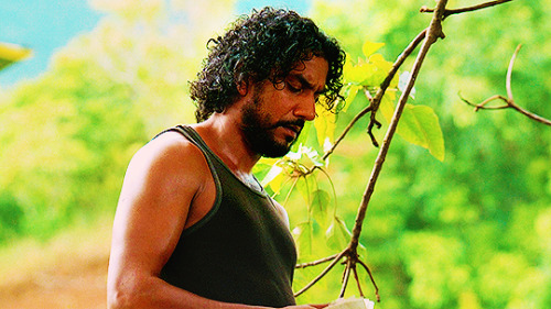 naveen andrews