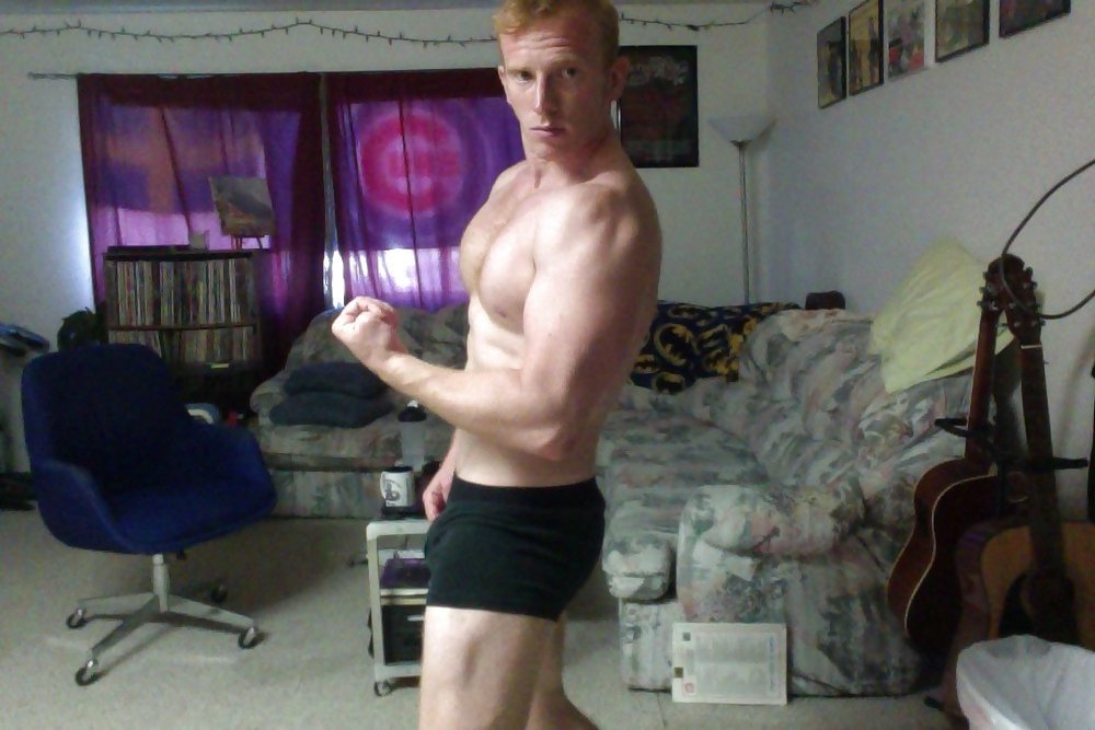 hungdudes:  Ginger Got Back…. front too…..  