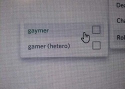 sensiblereblogifposts:juanin-pro:Reblog if you are Gaymer 