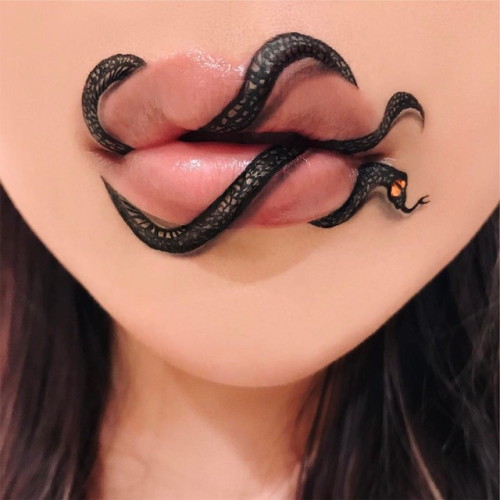 mymodernmet: Makeup Artist Paints an Incredible 3D Snake Slithering Across Her Lips