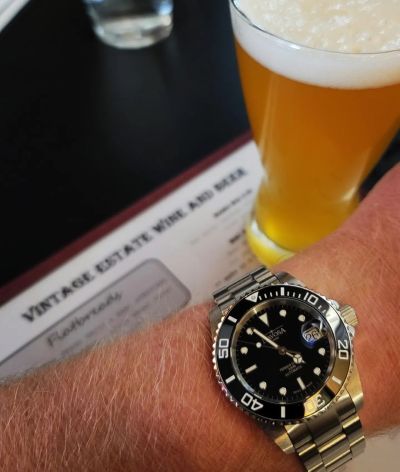 Instagram Repost
becauseimtnt
Finally enjoying the weekend with @mrstnt31. Wearing the Davosa Ternos dive watch and having a Mind the Hop by Aslin Beer Company IPA Imperial / Double New England / Hazy 9.4% ABV • 148 IBU [ #davosa #monsoonalgear #divewatch #watch #toolwatch ]