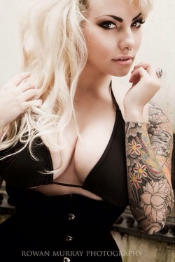 Tattooed Girls