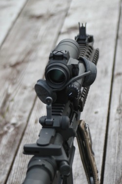 coffeeandspentbrass:  northwestnorthlanders:  Picked up a Comp M4 from LaRue, this setup is done.   Nice 