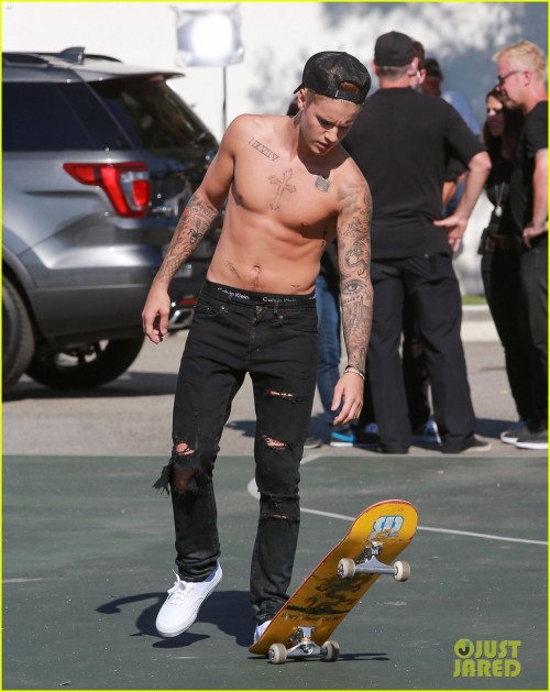 hotfamous-men:  Justin Bieber