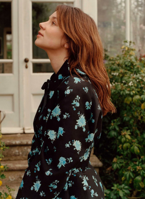 CLAUDIA JESSIEphotographed By Ben Parks For The Telegraph