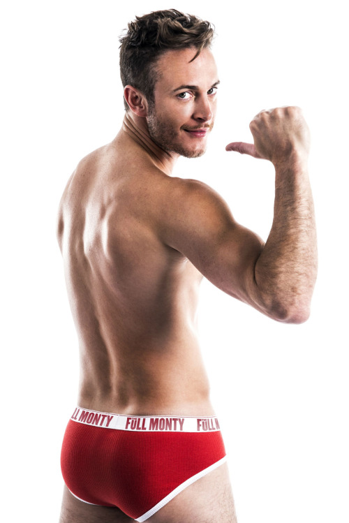 Porn amazingmalenudity:  Gary Lucy  photos