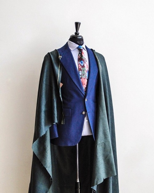 Superior drape #timelessfabrics #doyouwearmanolo (at New York, New York)