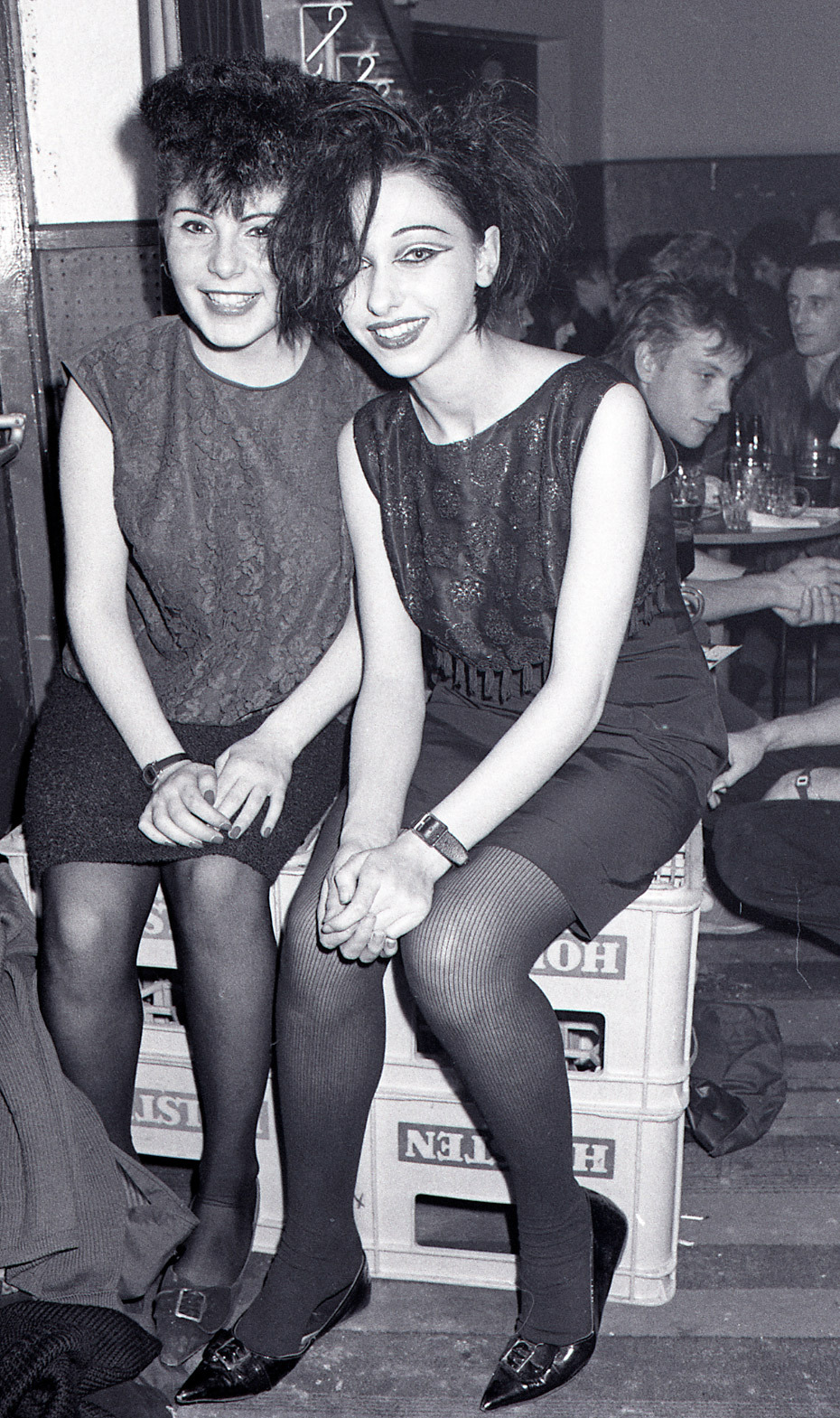 doceticmountain:  submergedforest:  mbv fans, 1985 - a scene in between  from the