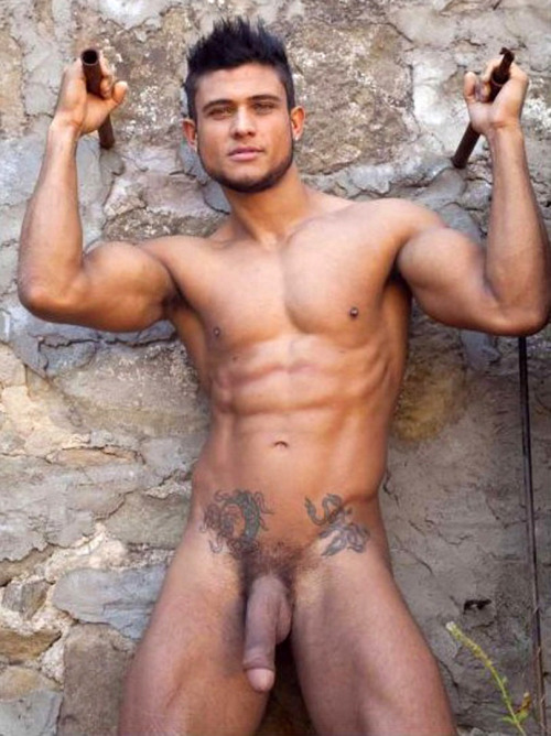 catrinovega8:  manly-muscular-machos:  Full-frontal views highlight the powerful virility of these men. They all look so delicious: wouldn’t you like to taste them? For more sexy posts, follow me at http://manly-muscular-machos.tumblr.com  Oyes man
