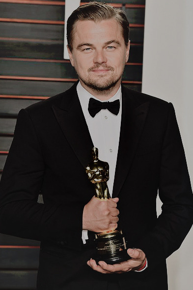 heartdivided:Leonardo Dicaprio at the Vanity Fair Oscar party after his win.