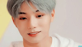 ziyanqyanq:2 /∞ of random QCYN`s gifsets