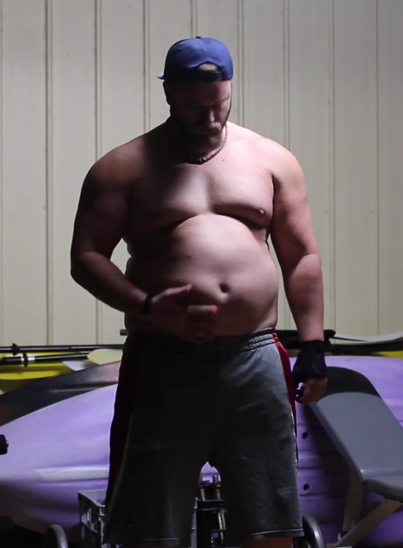 beargainers2:  Trying to suck it in
