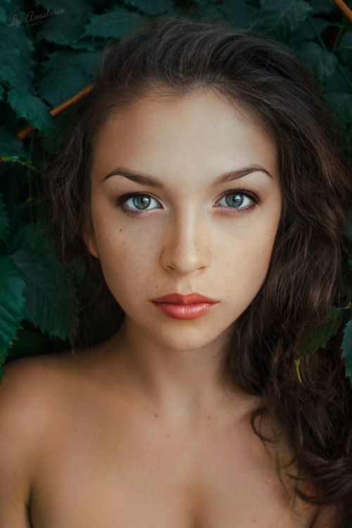 https://amazinggirlsphotos.tumblr.com/post/155221989407