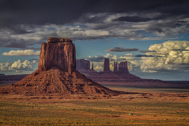 travelthisworld:  Monument Valley, Arizona, USA | by Mark Betts 