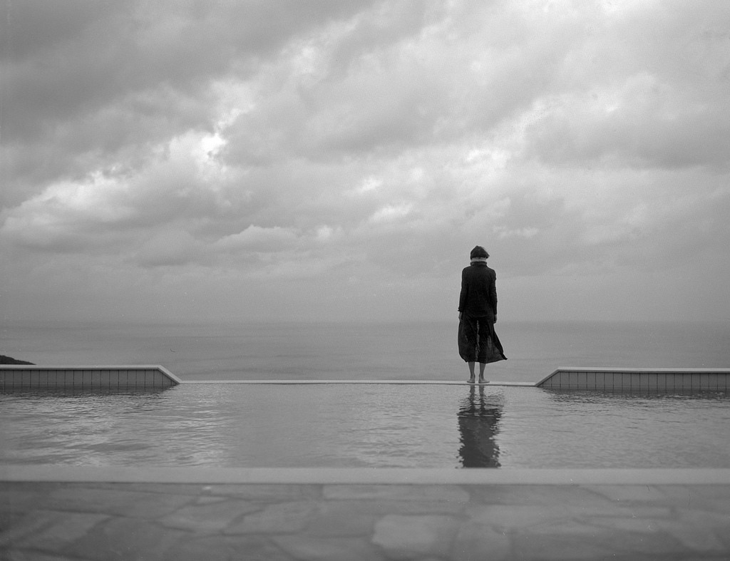 midnightmartinis:  alek lindus