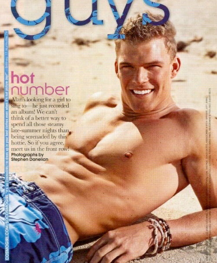 Alan Ritchsonhttp://imrockhard4u.tumblr.com