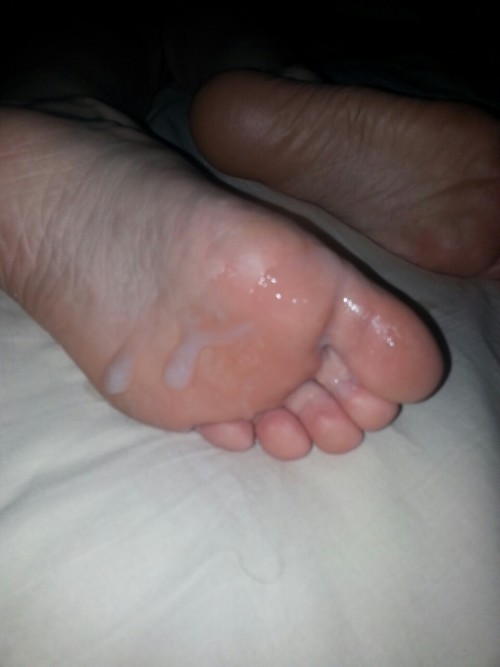 scottish-horny-couple: Cum feet mrs…