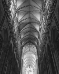sonlux:  Tour memory: Amiens cathedral 