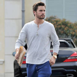 celebrity-dongs:  Scott Disick’s impressive