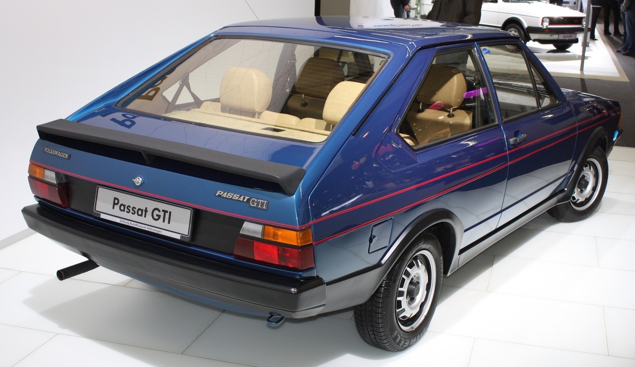 carsthatnevermadeitetc:  Volkswagen Passat GTi Prototype, 1977. A B1 Passat 3-door