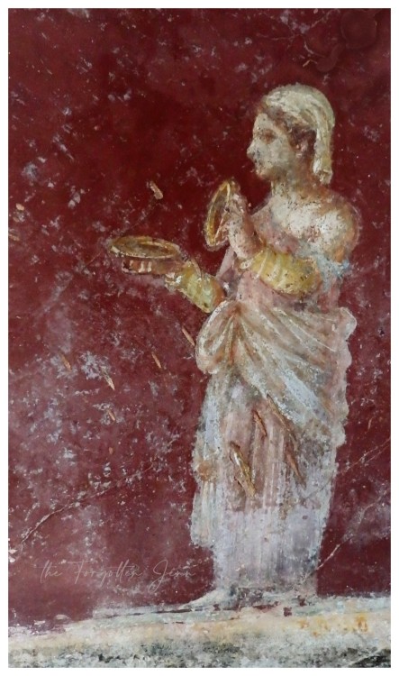 ancientprettythings: Woman with cymbals and head-dress.Vila San Marco, Castellammare di Stabia.