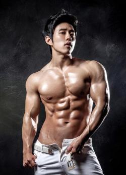 teeyakdon:  Asian Hunk Model …