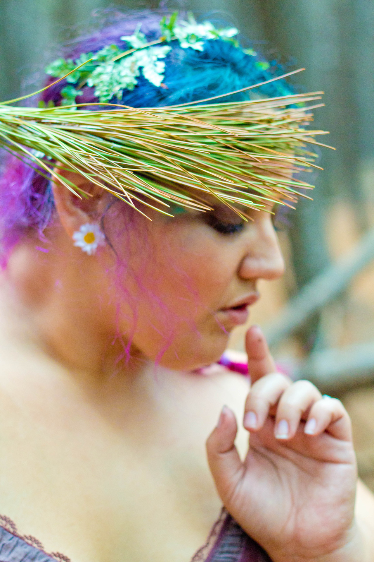gracefulatfalling:  wood nymph/forest faery photo set #1 