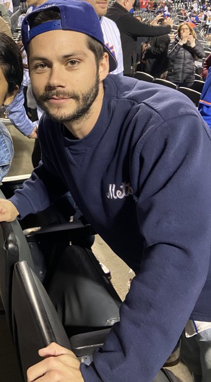 onlydylanobrien:Dylan O'Brien during the New York Mets vs Philadelphia Phillies game at Citifield in