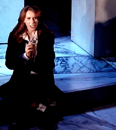 lauraxxtennant:  when you read a fic and you think it’s going in one direction